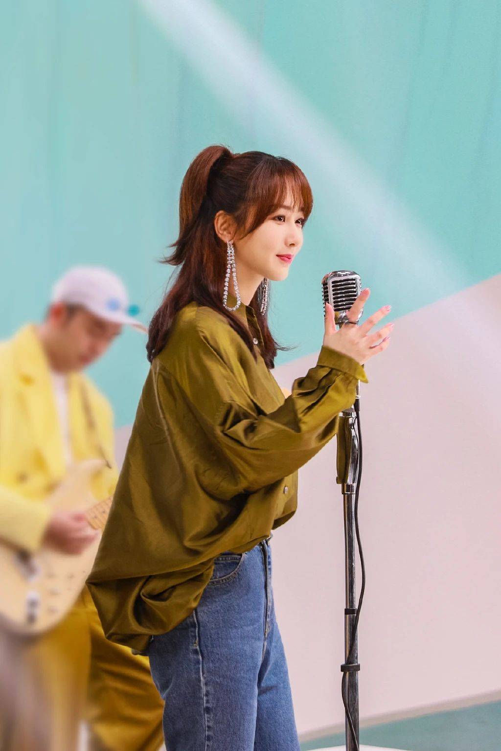 开云kaiyun官方网站-
杨紫壁纸：我想把世界上最好的都给你 却发现世界上最好的就是你(图19)